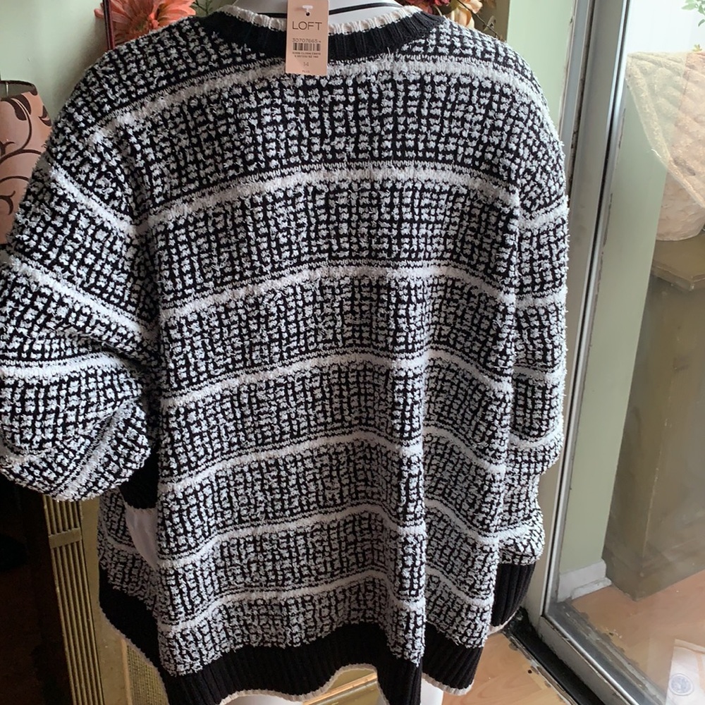 Loft Plus Striped Knit 🧶 Cardigan - Picture 9 of 12